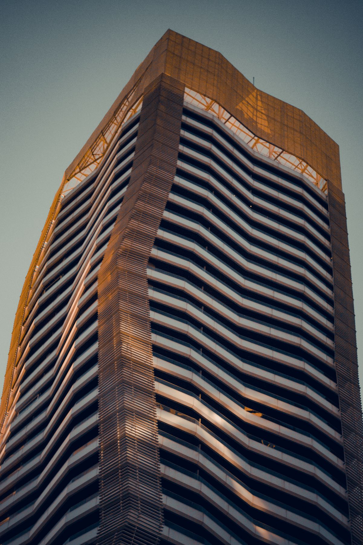 High-rise residential tower in Palermo